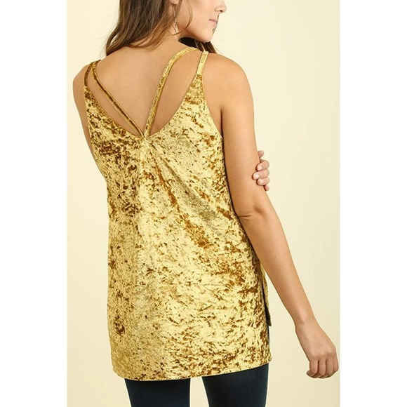 Umgee Yellow Gold Crushed Velvet Sleeveless Scalloped V-Neck Tank Top Sz L NWT - Picture 2 of 12